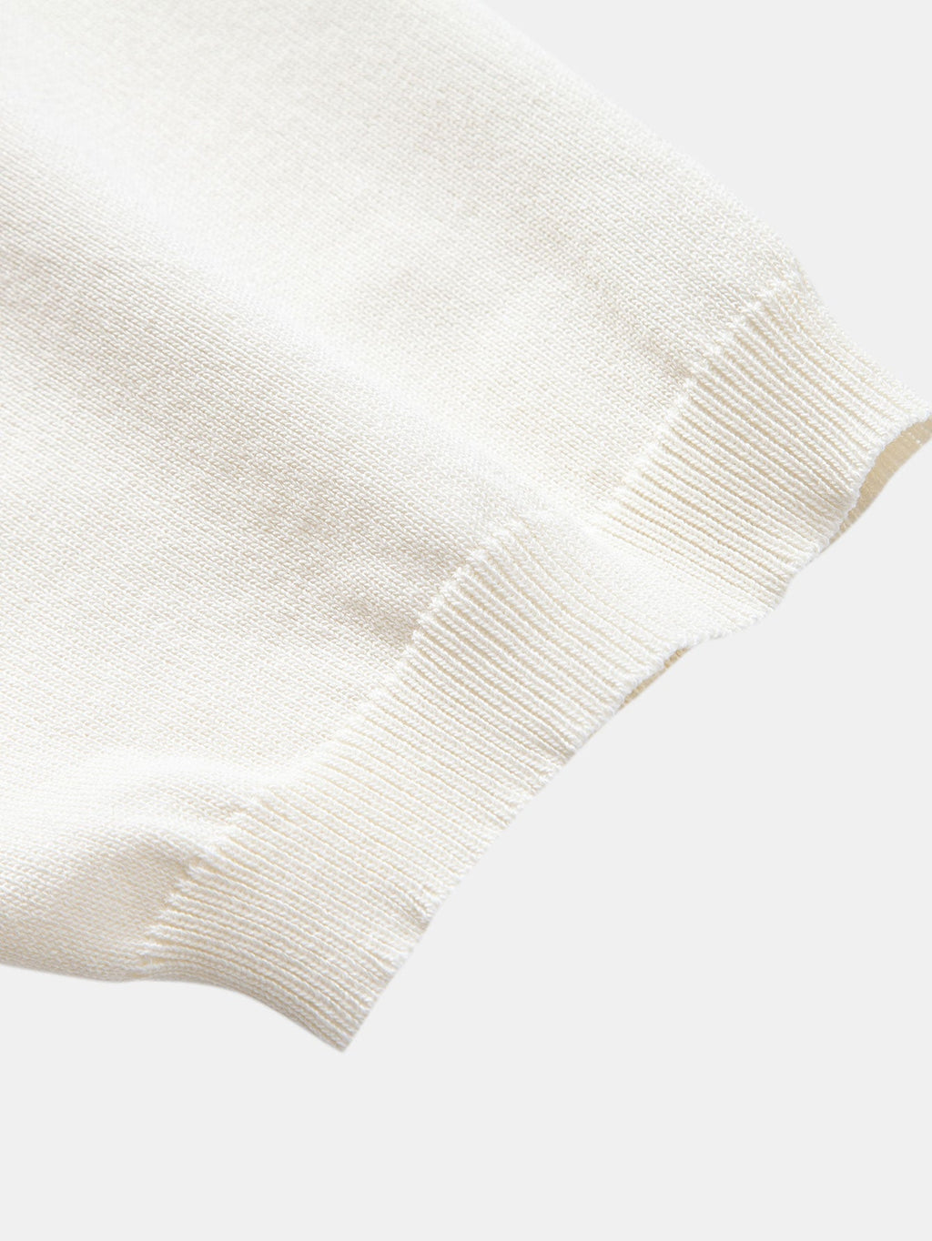 Conjunto Polo Jacquard Geométrico y Pantalón Entallado