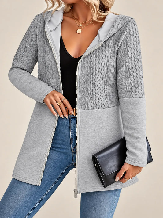 Sofía | Chaqueta de punto de ochos con capucha
