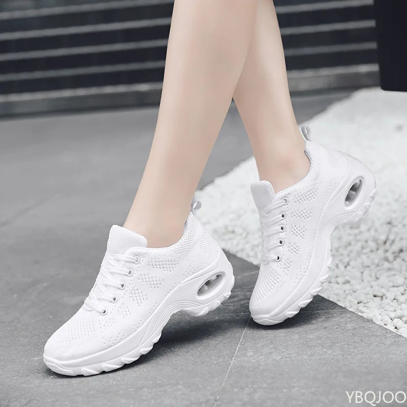 AZUNDRA™ | Zapatillas de punto ajustables con suela acolchada y acabados de color