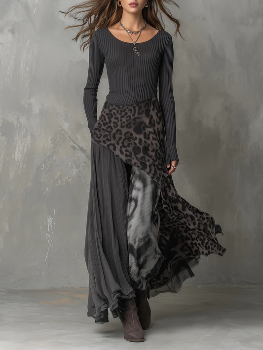 Vestido largo gris de rayas y leopardo combinado con bajo asimétrico
