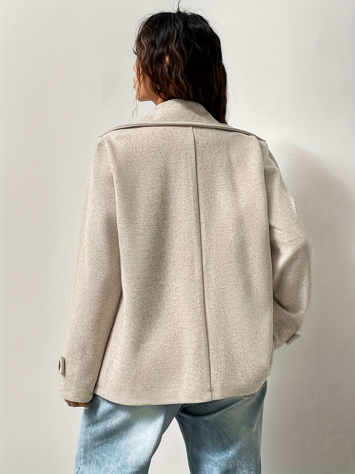 Marile / Elegante abrigo beige para mujer con solapas de muesca, manga larga, cierre cruzado de doble botonadura y corte oversize