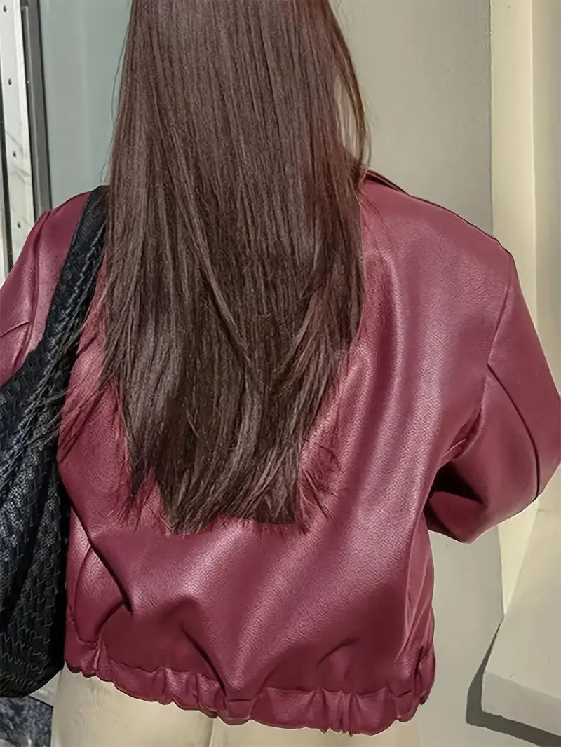 Vitoria / Elegante chaqueta de cuero sintético para mujer con cuello, manga larga y corte oversize cropped