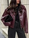 Vitoria / Elegante chaqueta de cuero sintético para mujer con cuello, manga larga y corte oversize cropped