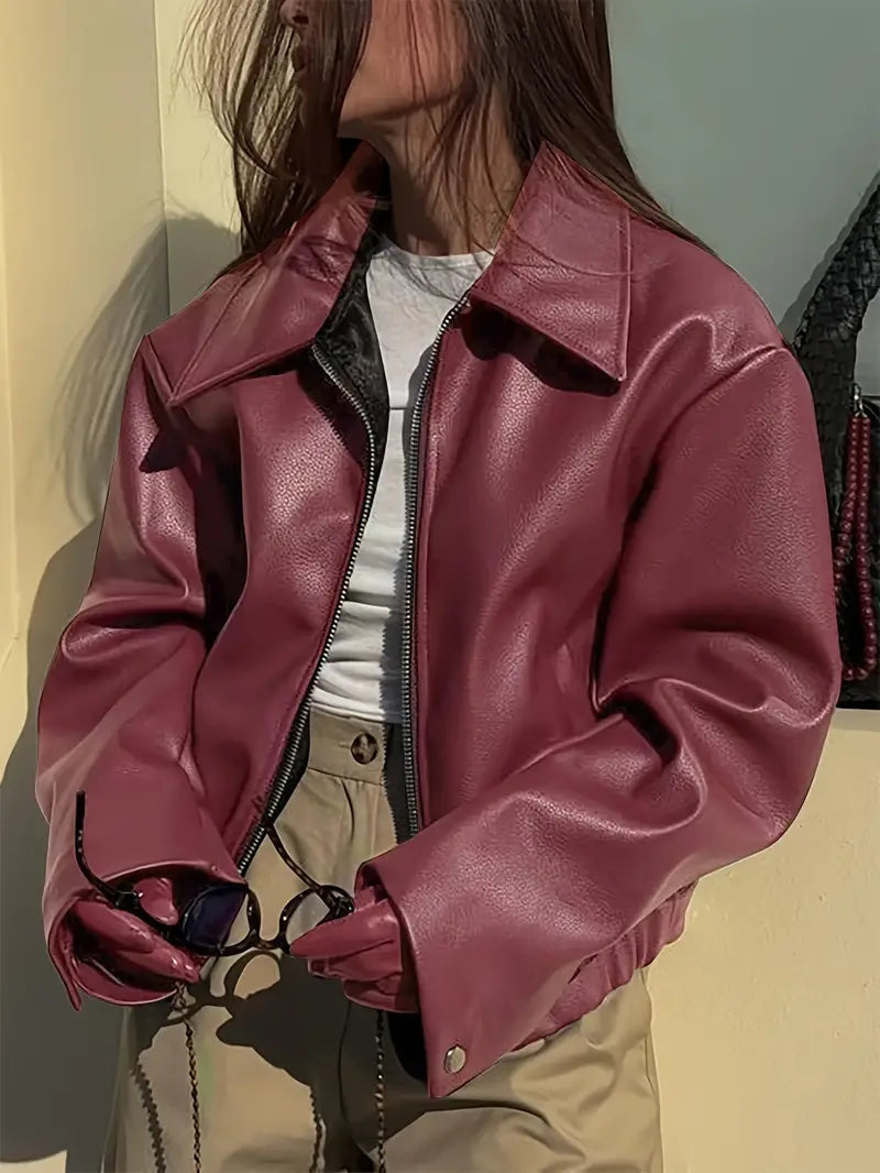 Vitoria / Elegante chaqueta de cuero sintético para mujer con cuello, manga larga y corte oversize cropped