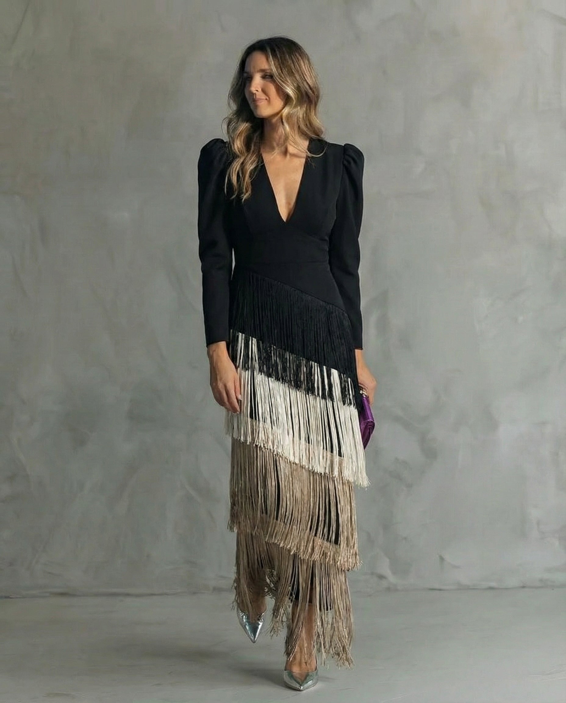 Vestido Midi Elegante con Flecos en las Mangas