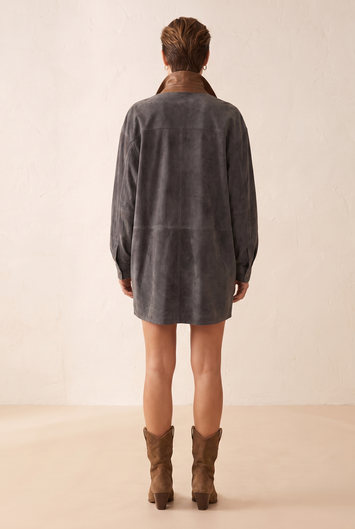 Vestido Mini Sencillo Holgado de Ante con Solapa de Cuero y Paneles Combinados para Mujer