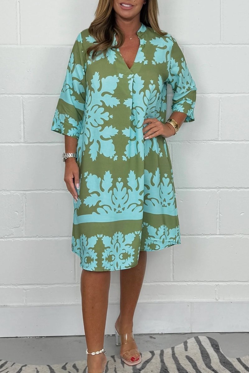 Vestido Primaveral con Estampado y Escote en V