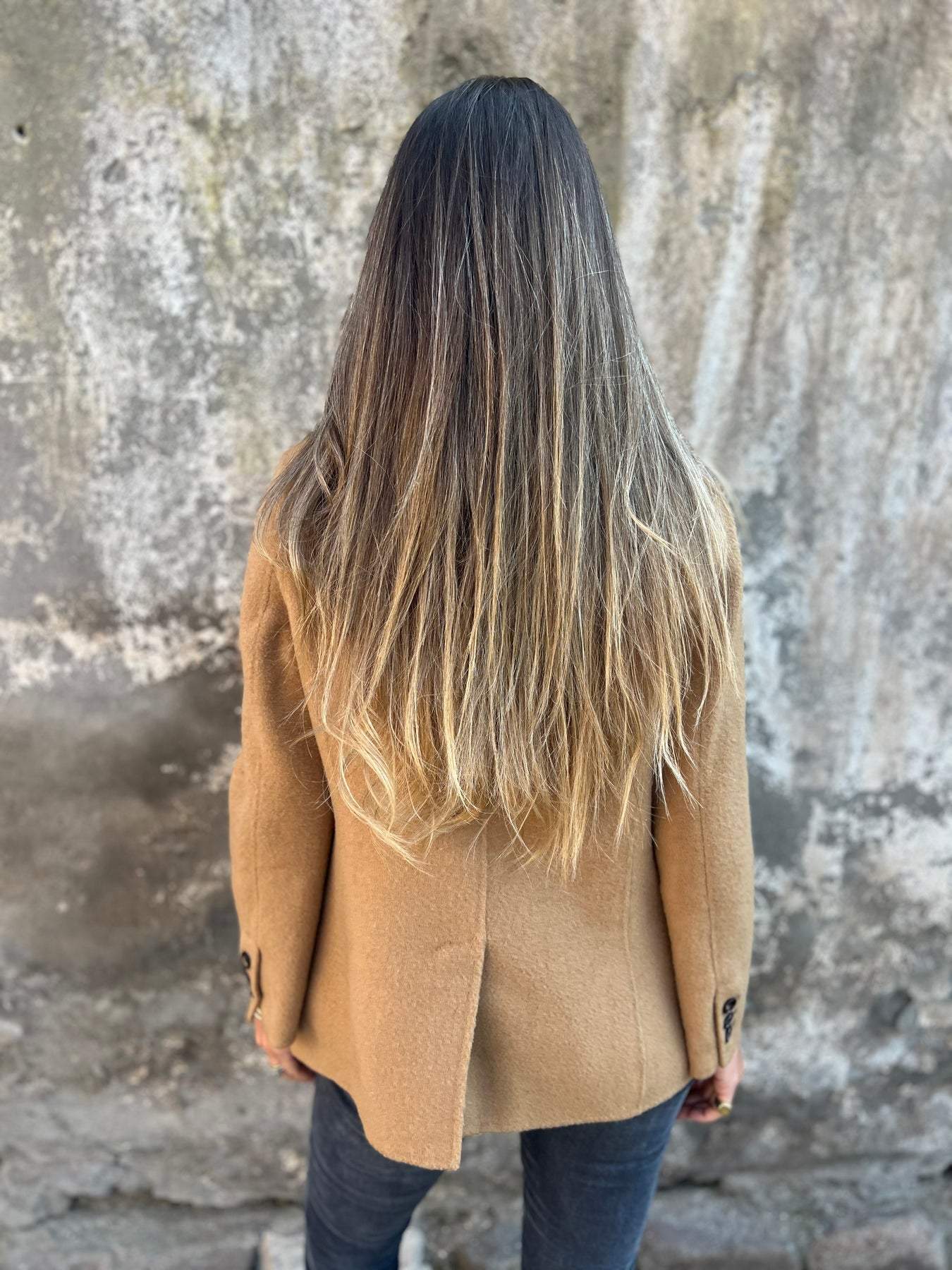 Blazer elegante texturizado para mujer con solapa de muesca, manga larga, cierre de un botón y corte de sastrería