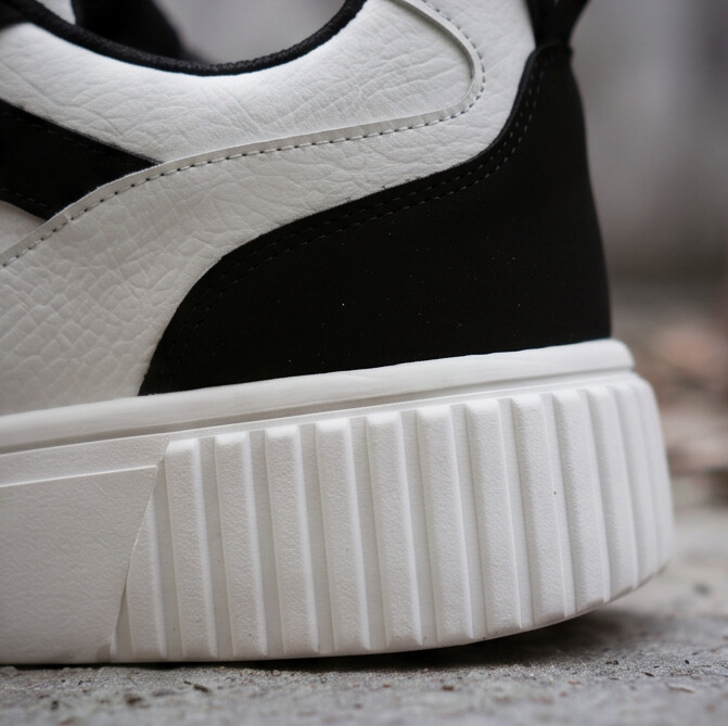 HeightEase — Zapatillas con plataforma y suela acanalada