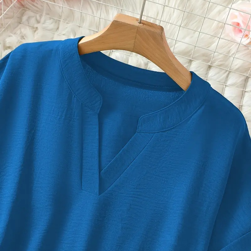 Camiseta moderna de corte holgado