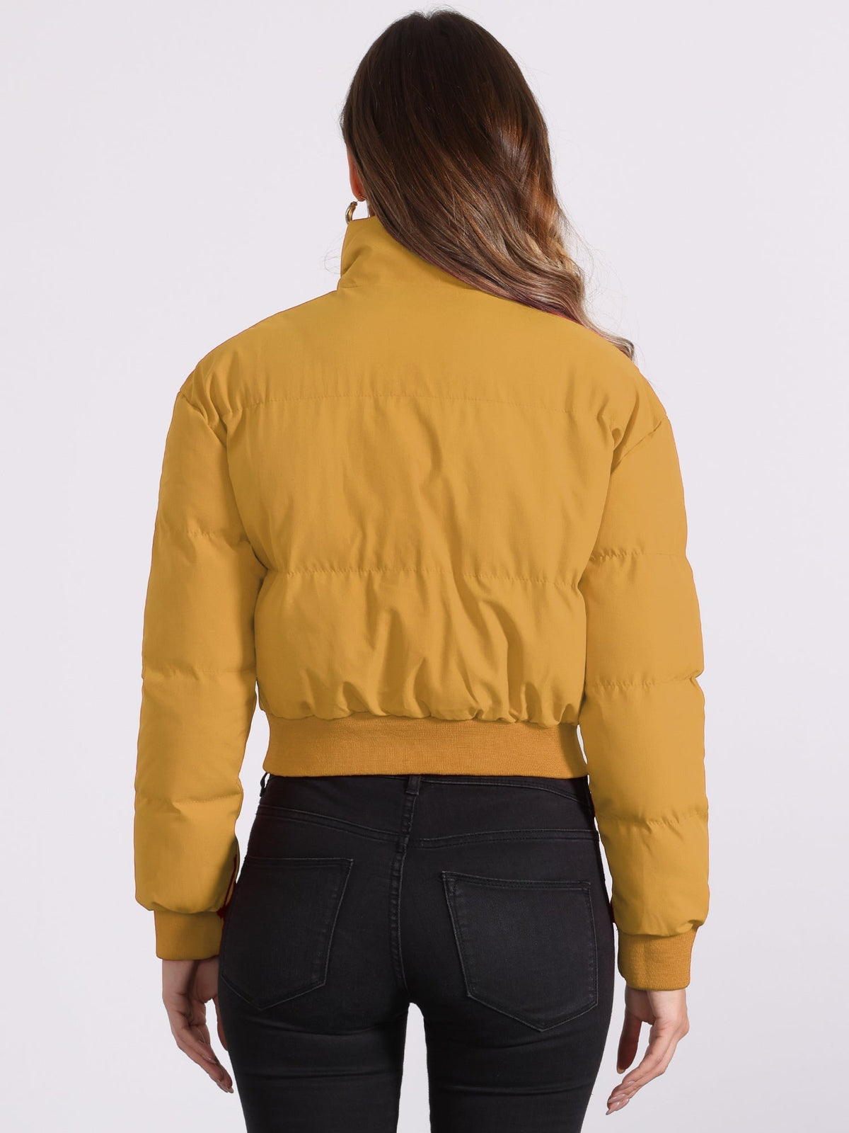 Chaqueta bomber desenfadada para mujer con cierre frontal de cremallera, cuello alto, diseño acolchado y estilo corto
