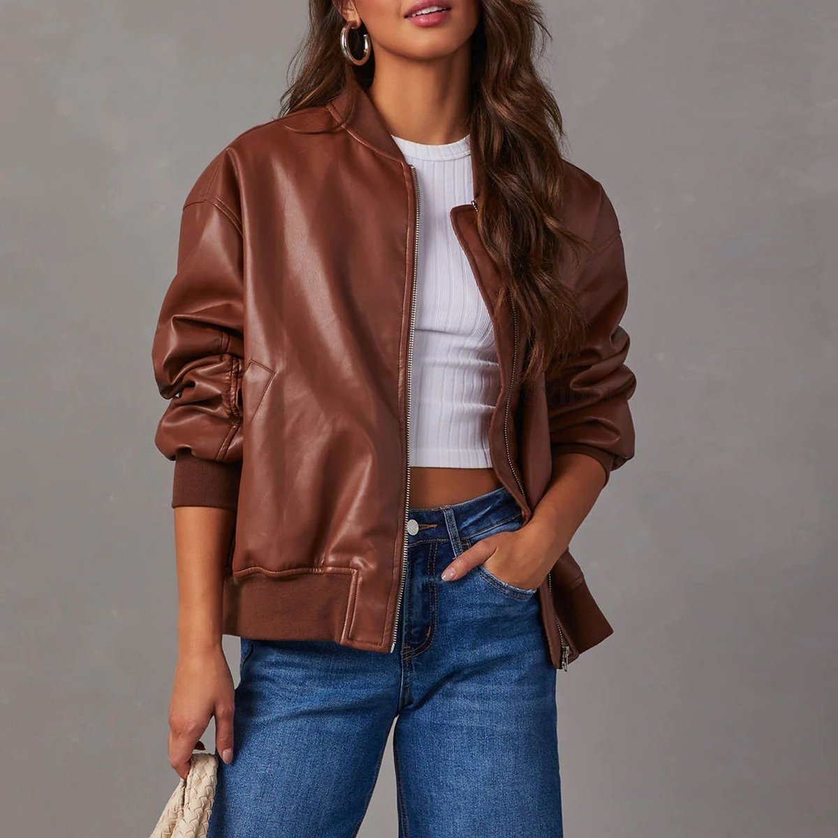 Elegante chaqueta bomber de cuero sintético para mujer, con cuello alto, manga larga, cierre de cremallera, acabados de canalé y estilo oversize