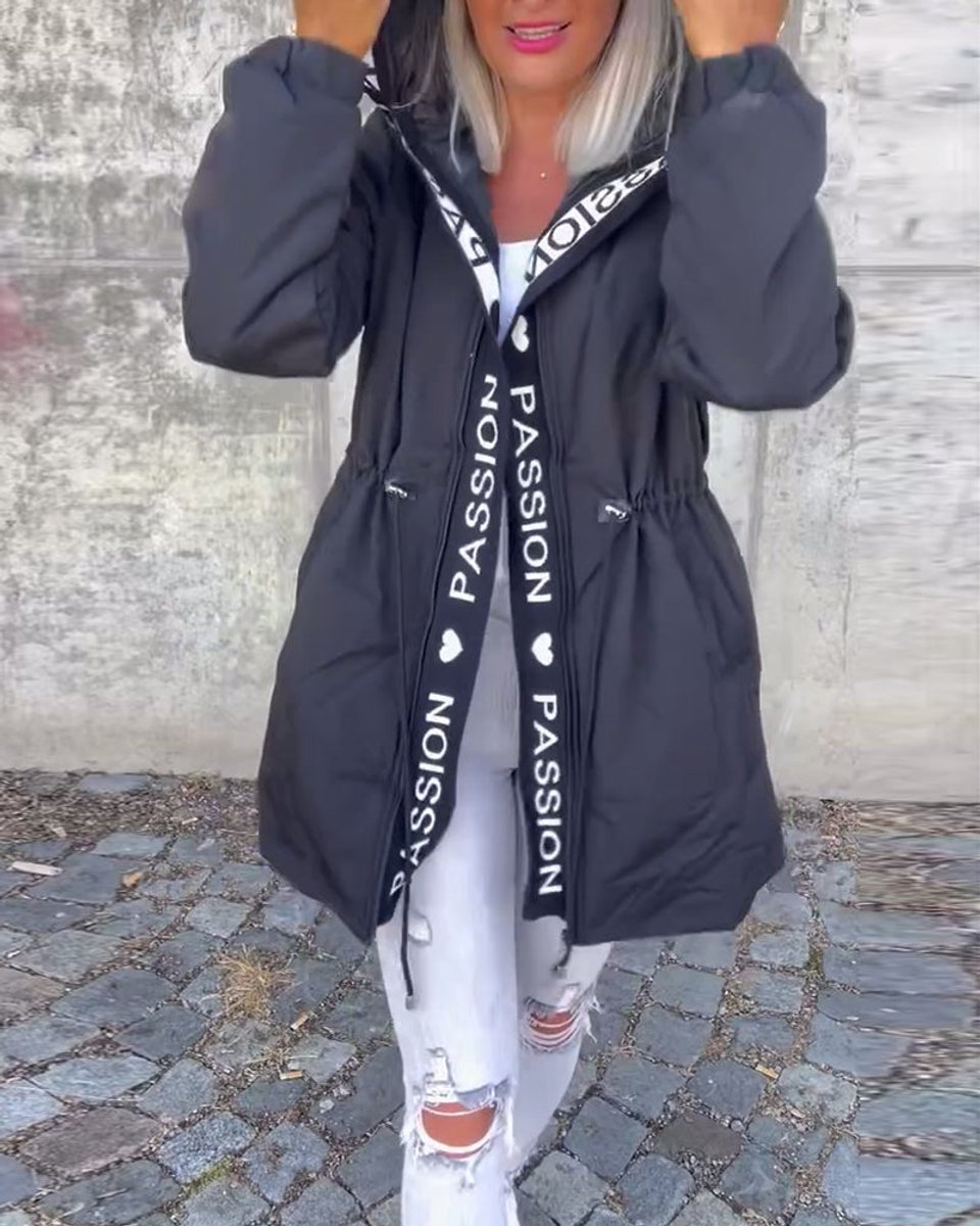 Camila | Parka midi con capucha y cordón