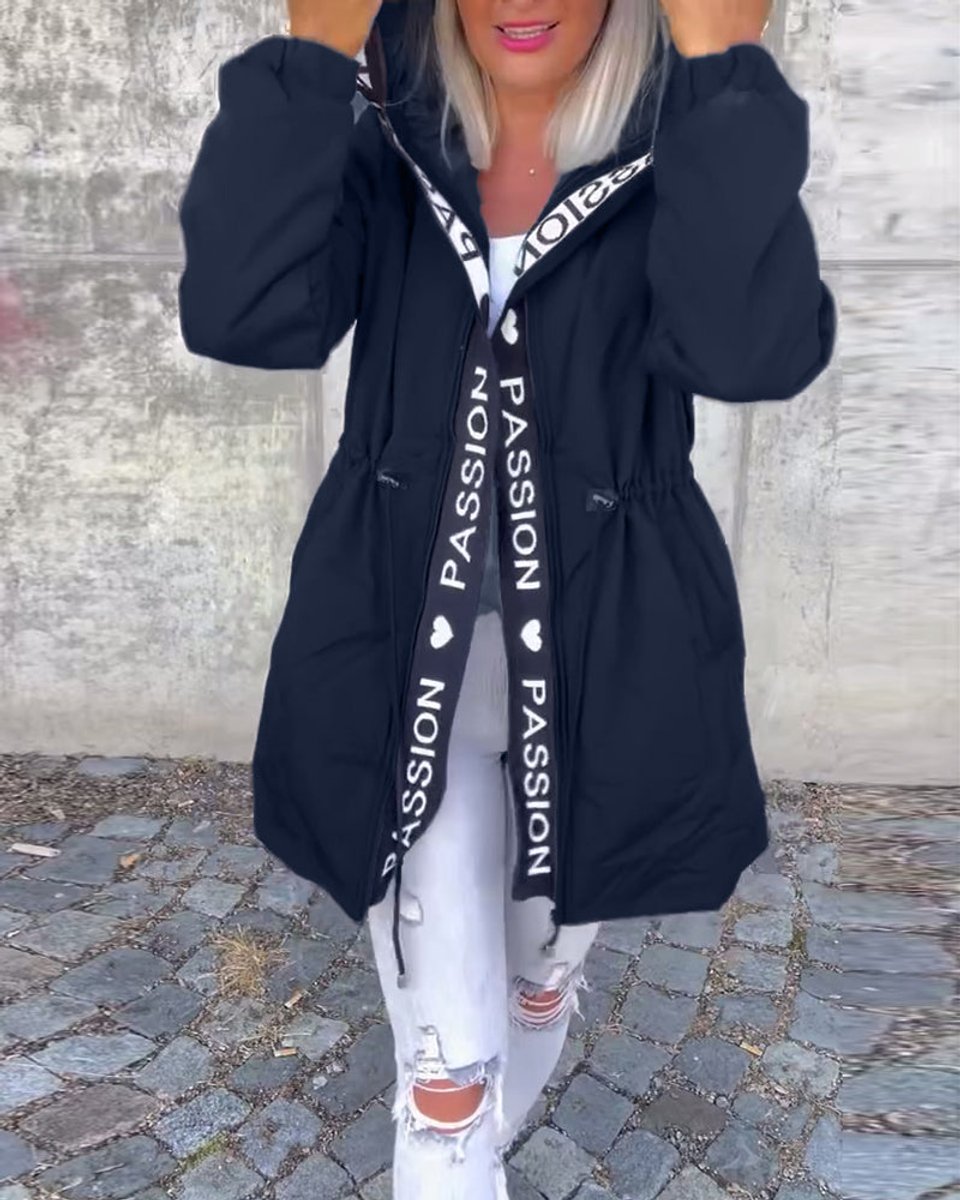 Camila | Parka midi con capucha y cordón