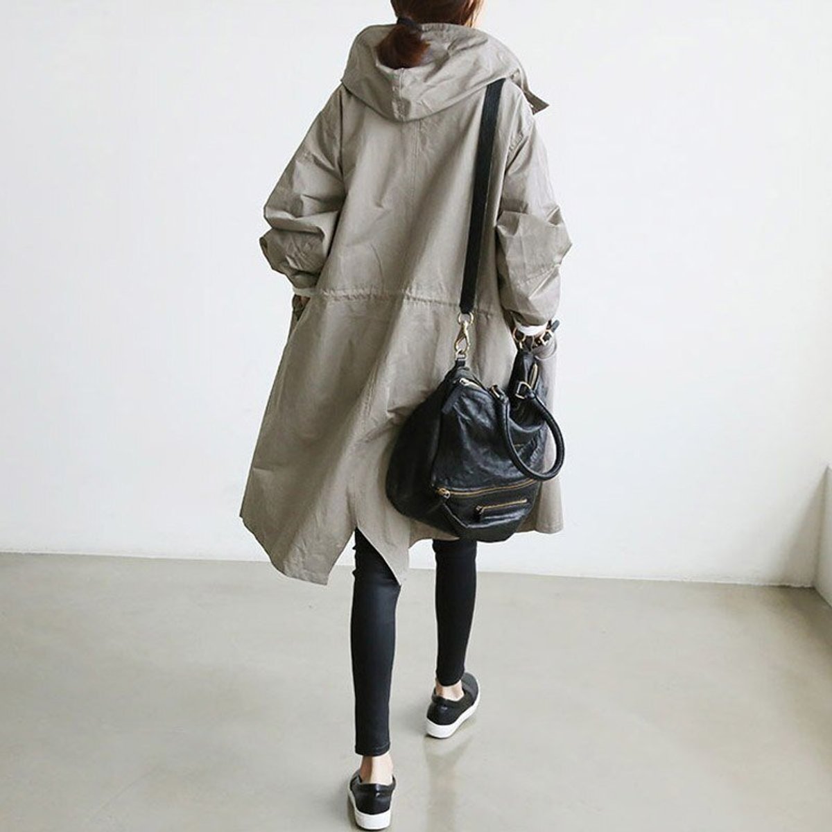Maite | Abrigo oversize con capucha y botones