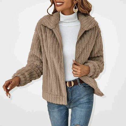Roberta | Chaqueta acogedora con cremallera
