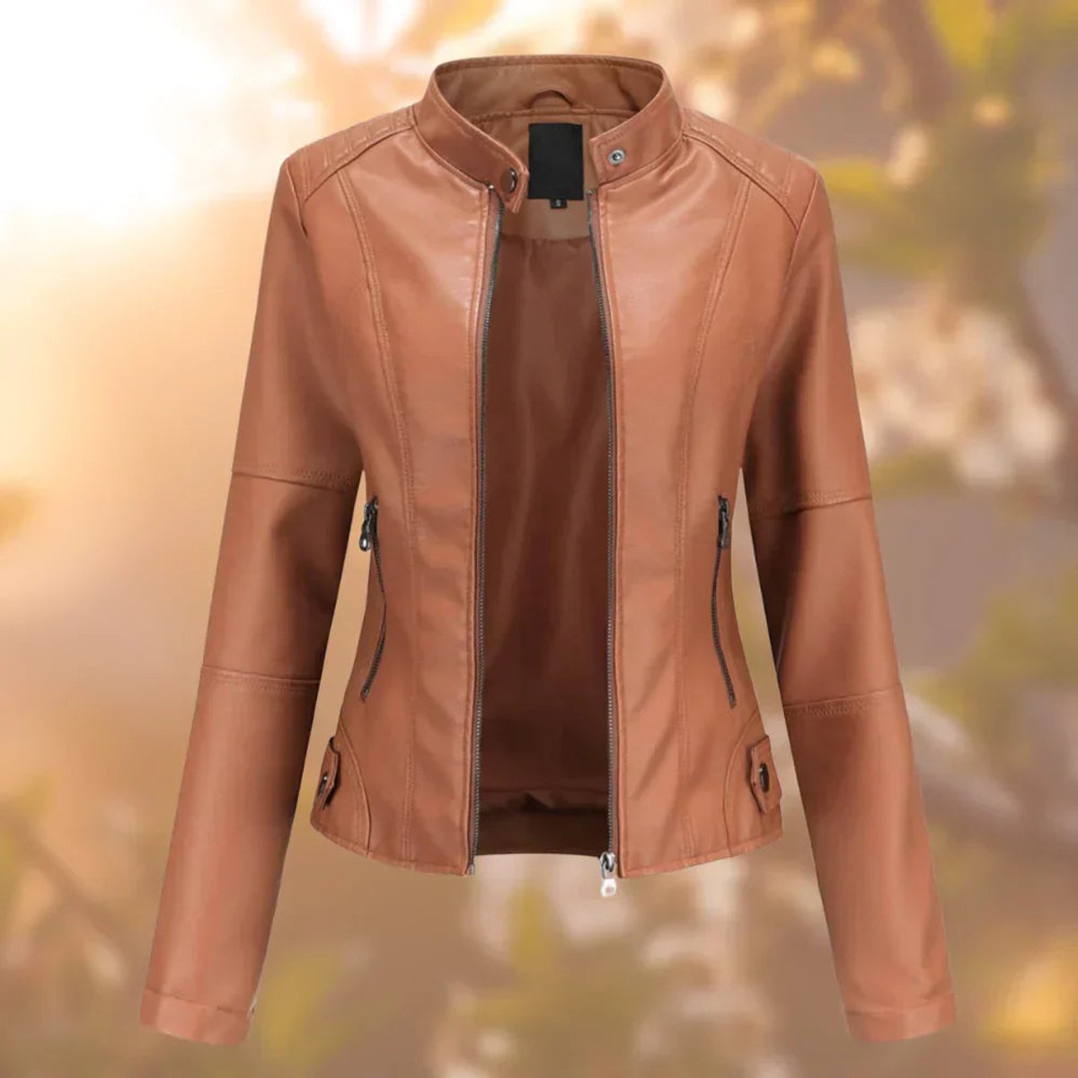 Lara | Chaqueta motera entallada con cremallera para mujer